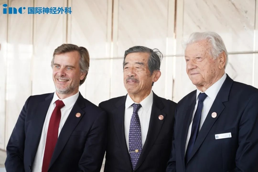 INC福教授、Kawase教授(中)、Dolenc教授合影