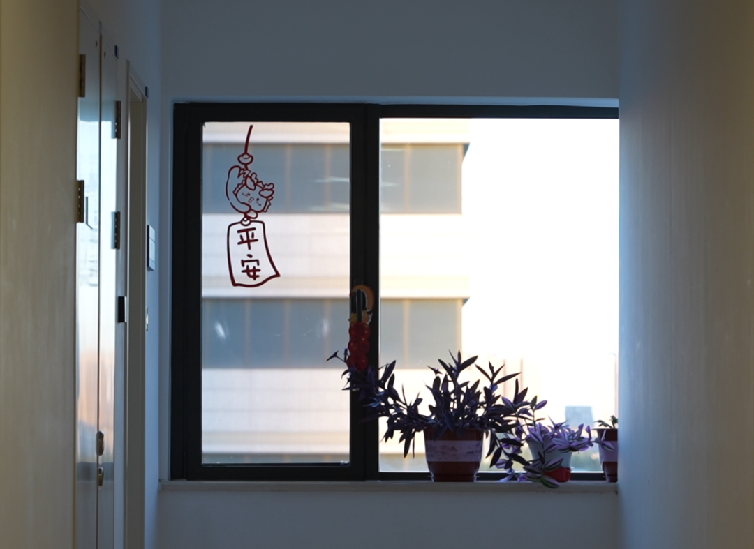 這是北京天壇醫(yī)院國際部手術(shù)室外的溫馨一隅。