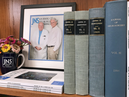 作為國際神經(jīng)外科專業(yè)知名雜志《Journal of Neurosurgery》現(xiàn)任主編，Rutka教授在在兒童腦腫瘤的研究和治療方面做出了卓越貢獻(xiàn)。