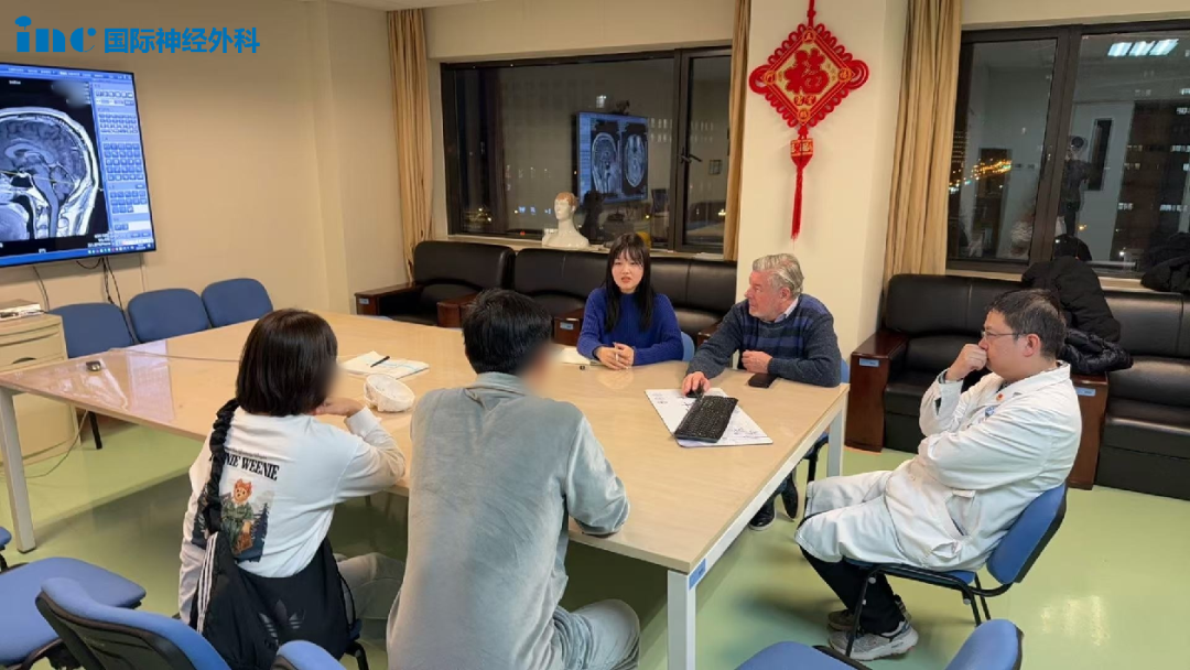 術(shù)前談話中