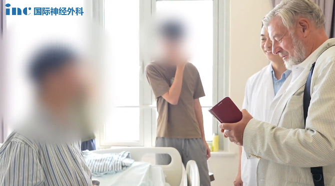 術(shù)后第3天：趙女士已經(jīng)可以下床自主活動