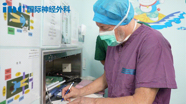 此次術(shù)后，巴教授特別表示將把這次手術(shù)細(xì)節(jié)和患者情況完整記錄，與國內(nèi)青年醫(yī)師共享