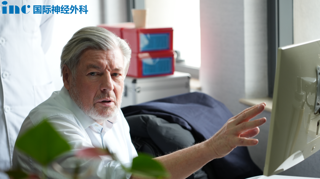 已有眾多輾轉(zhuǎn)求醫(yī)未果的患者——包括術(shù)后效果不佳、癥狀持續(xù)惡化或曾被判定為"無法手術(shù)"的復(fù)雜病例——在巴教授的全面評(píng)估和專業(yè)指導(dǎo)下，重新燃起希望。